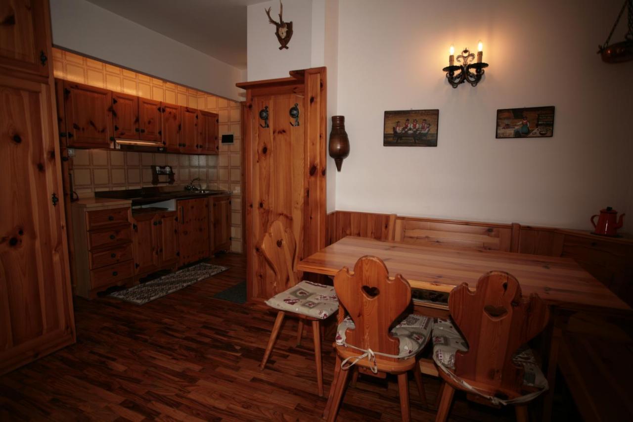 Residence Valfassa Canazei Exteriör bild