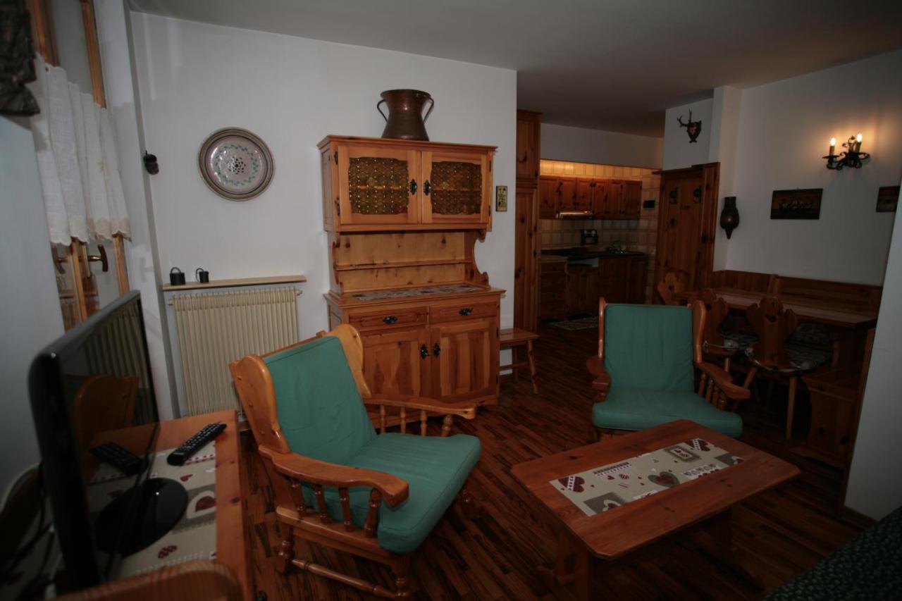 Residence Valfassa Canazei Exteriör bild