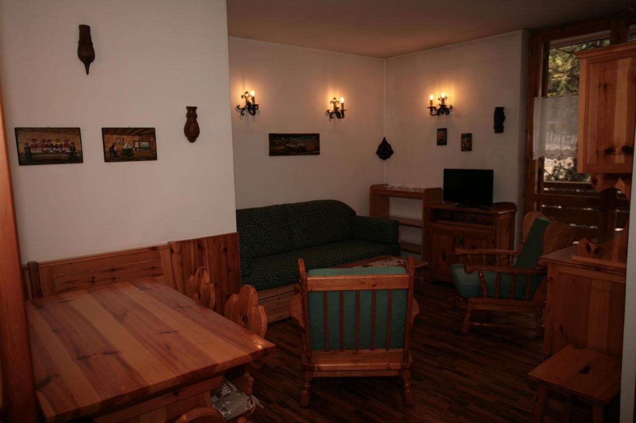 Residence Valfassa Canazei Exteriör bild