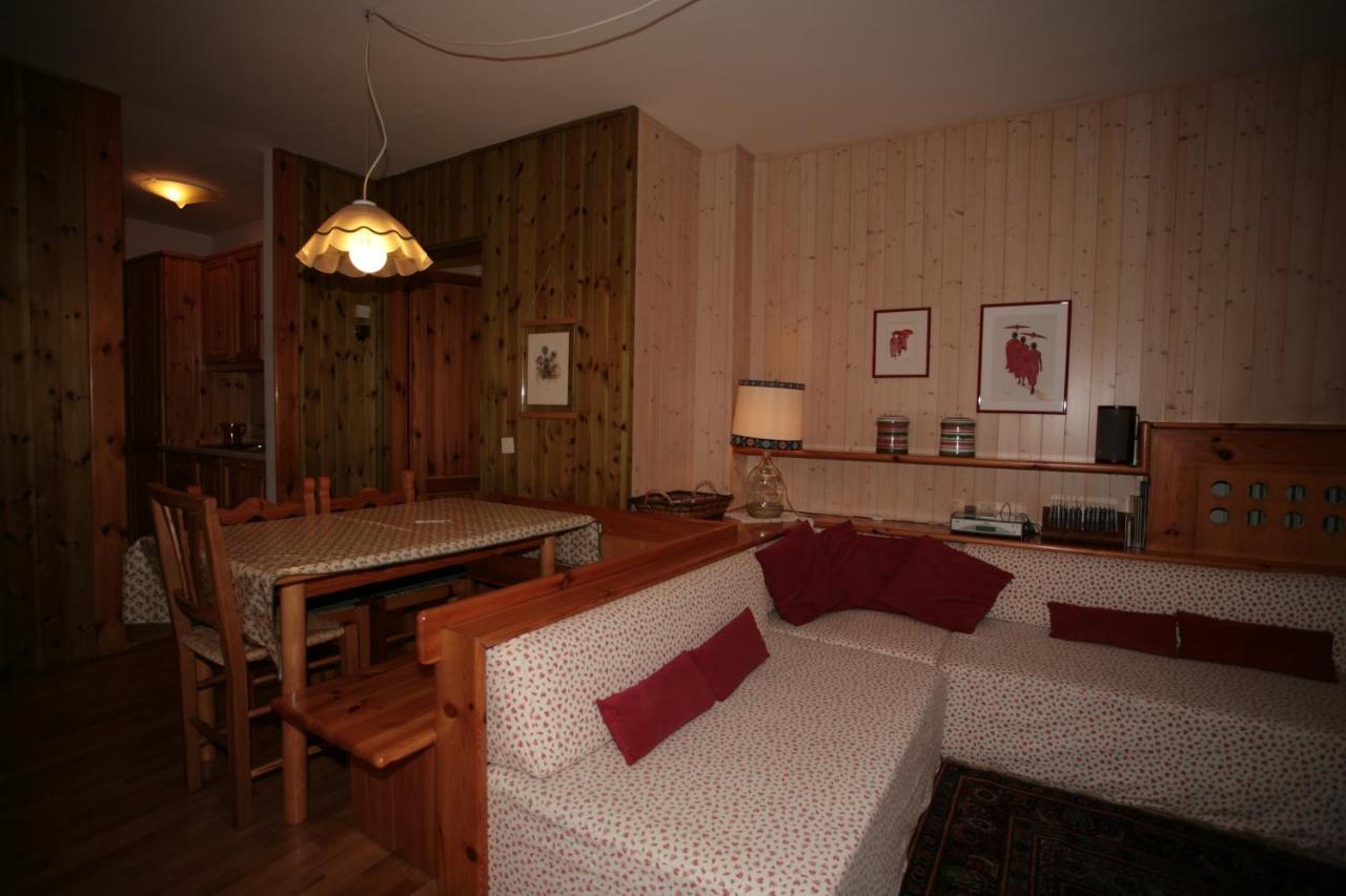 Residence Valfassa Canazei Exteriör bild